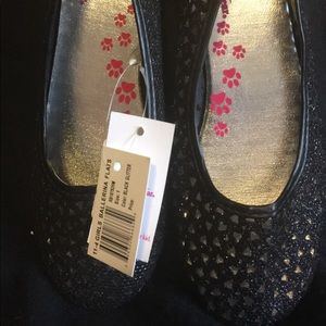 Little girl ballet-style shoes